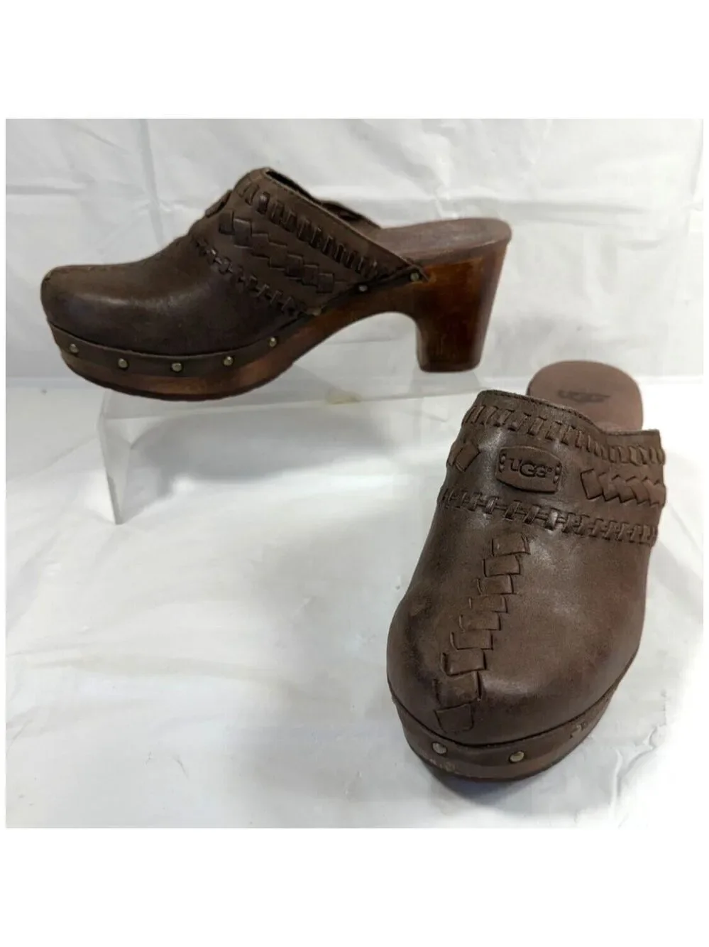 UGG Vivica 1957 Brown Leather Woven Studded Mule Clogs Y2K Size 6 shearling